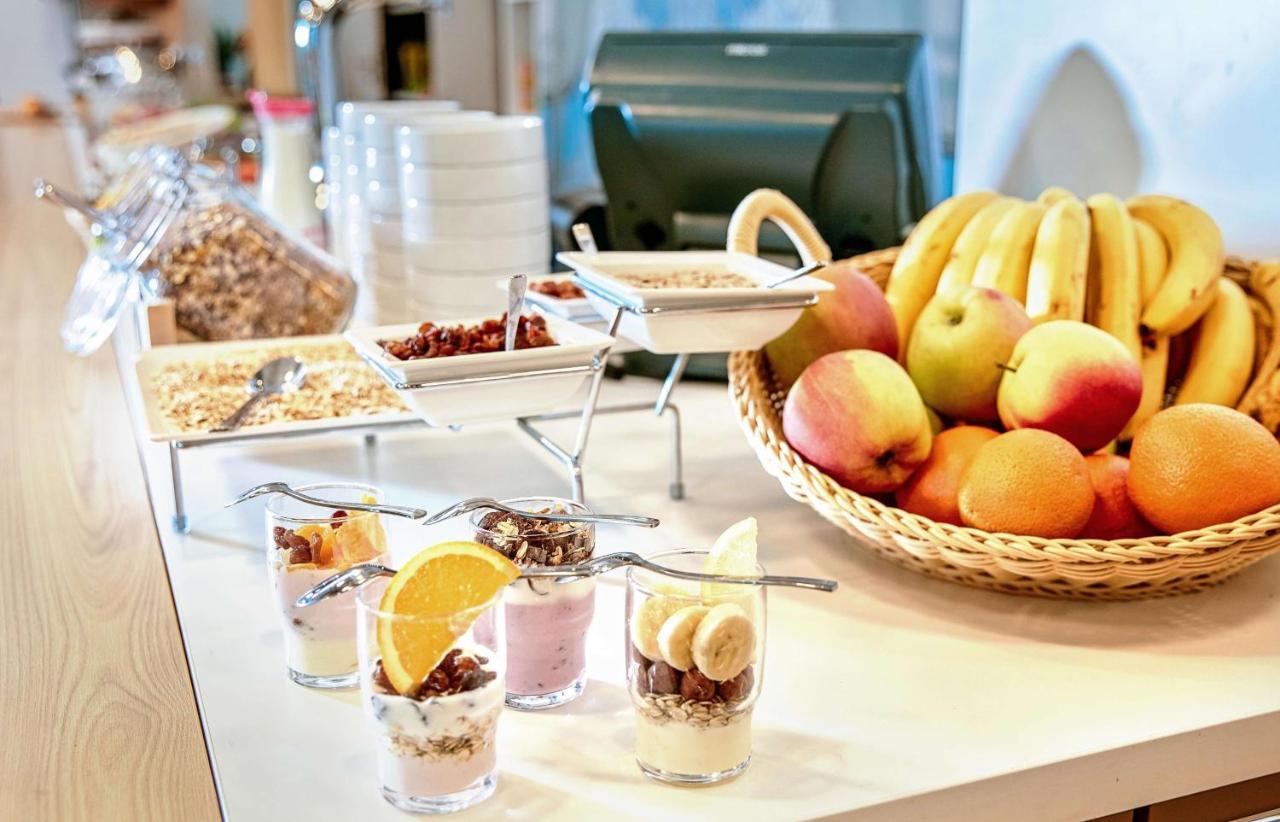 B&B Hotel Katowice Centrum Luaran gambar