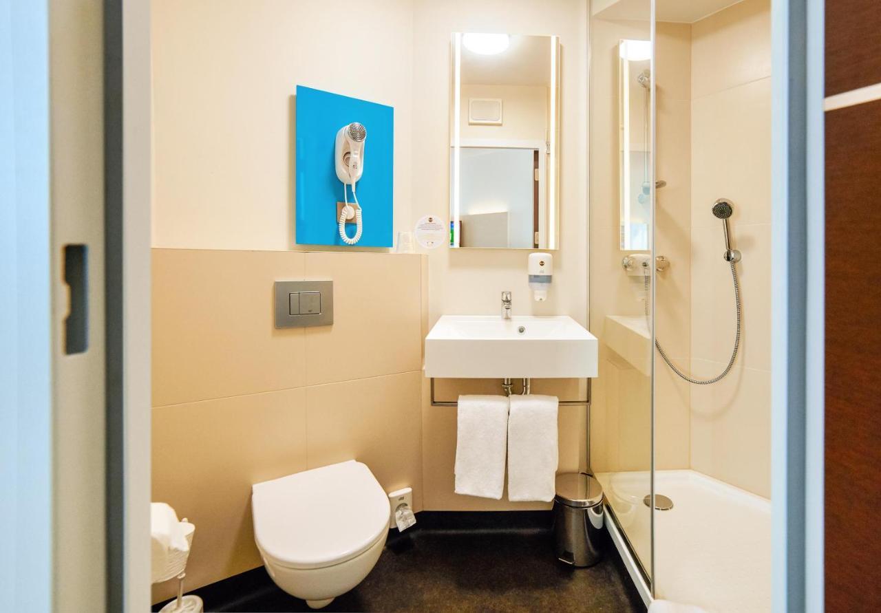 B&B Hotel Katowice Centrum Luaran gambar